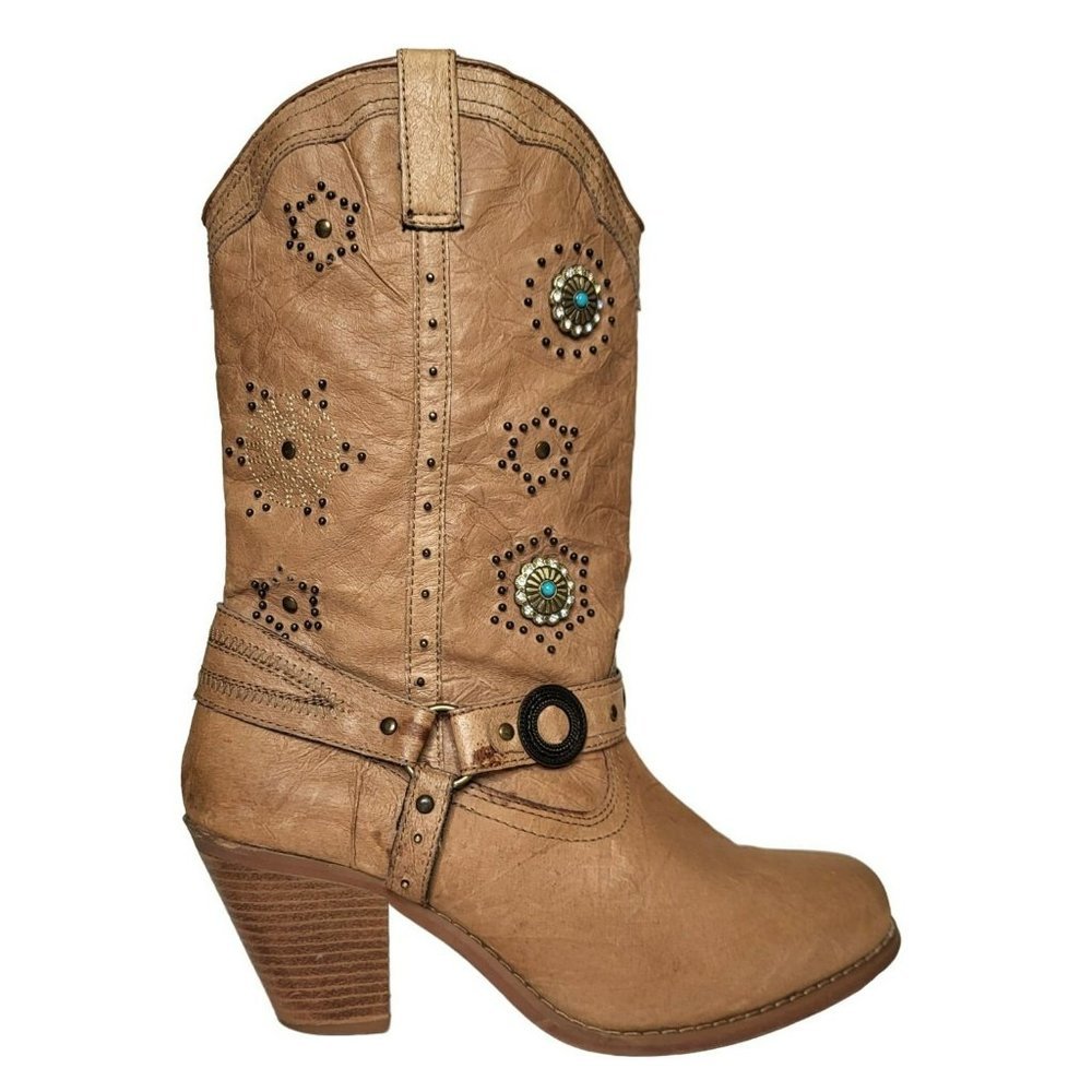 Dingo Addie Western Boot Studded Medallion Harness Pull-On